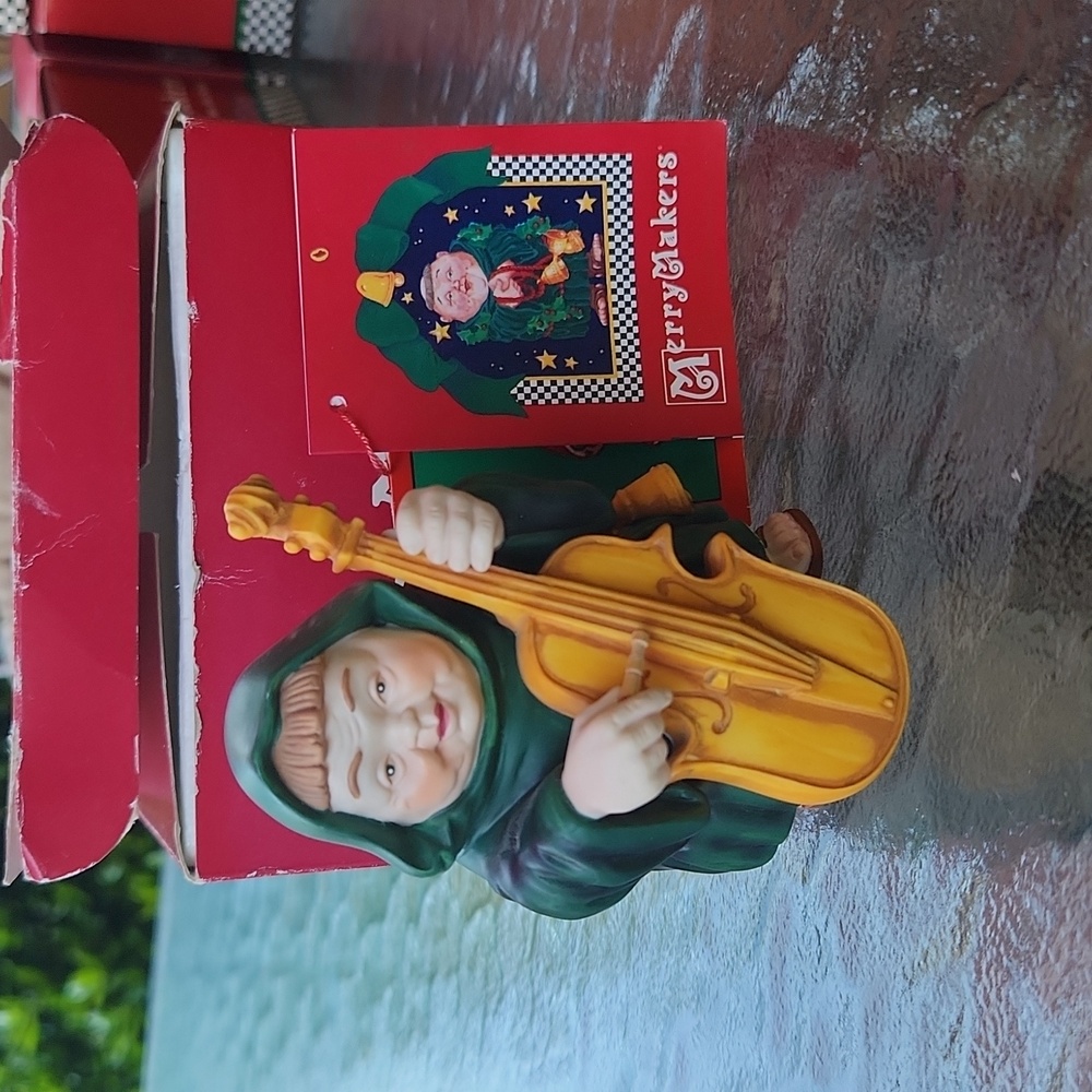 Merry makers figures